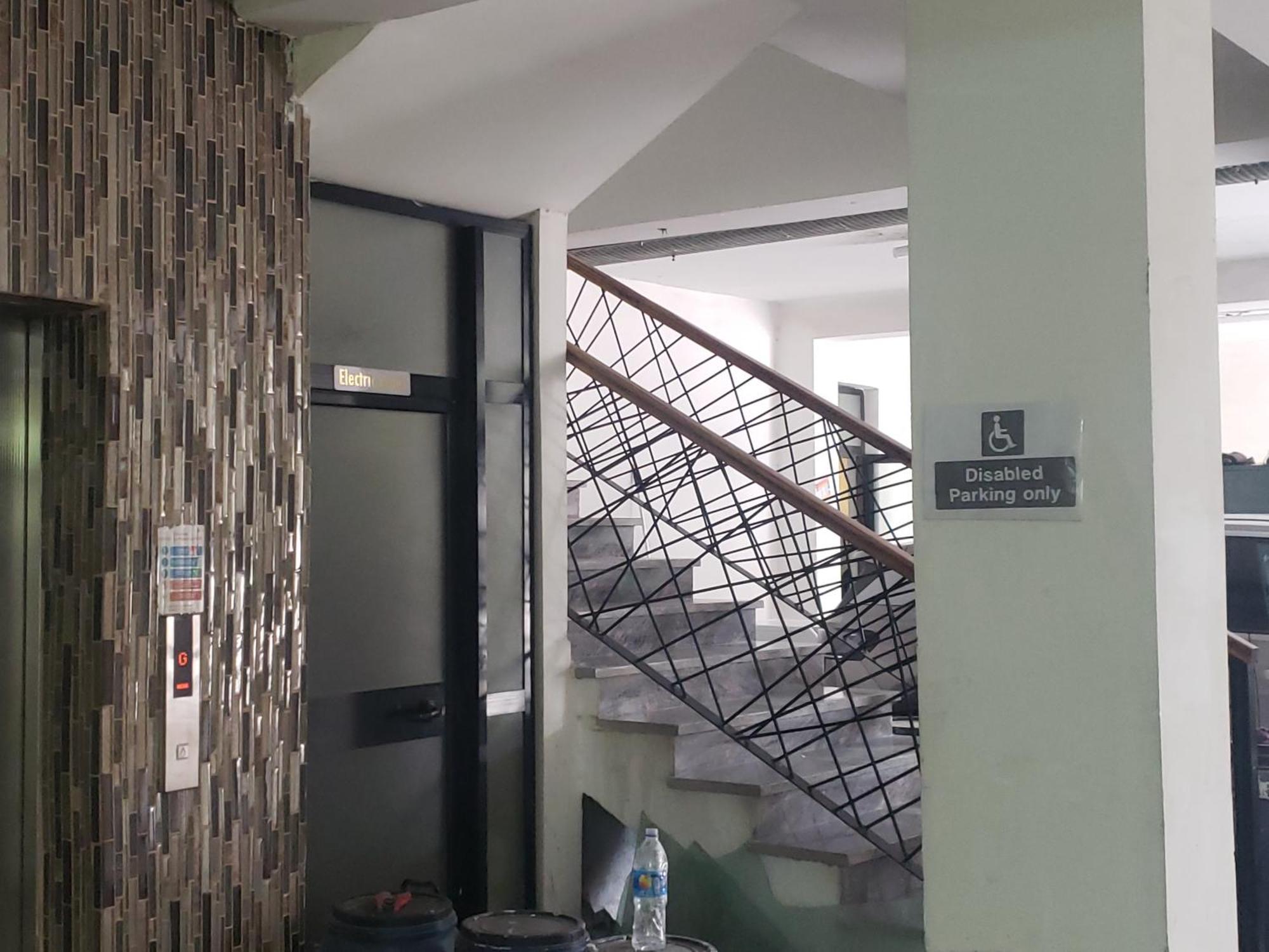 Vamos Addis Hotel Εξωτερικό φωτογραφία